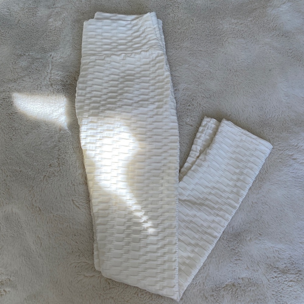 Butt sculpting leggings